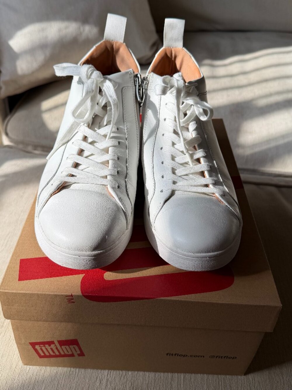 FitFlop RALLY Leather High-Top Sneakers w/box